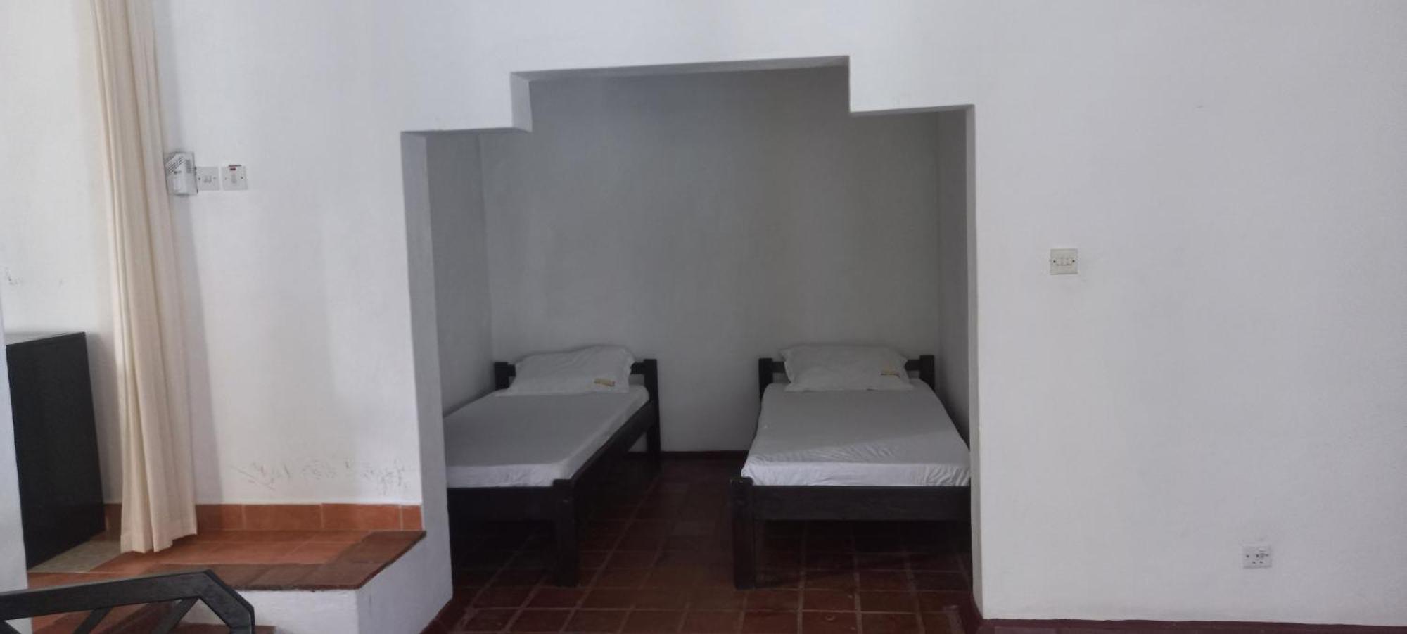 Wayside Beach Apartments Playa de Diani Exterior foto